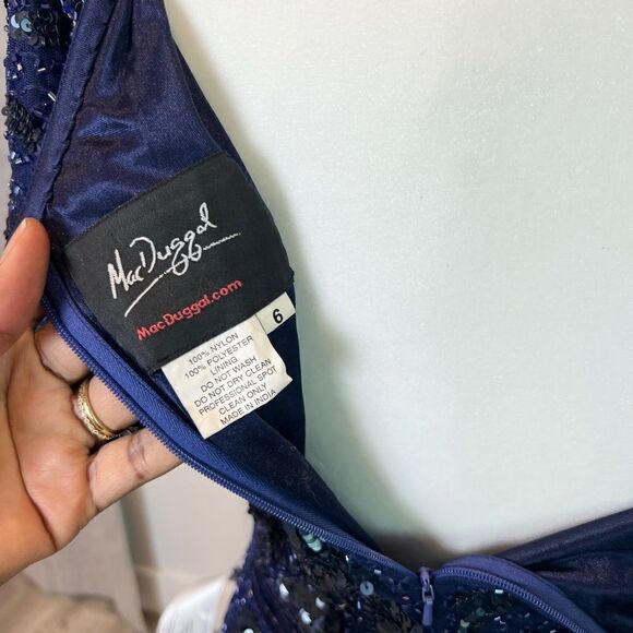 NEW MAC DUGGAL SEQUINED ONE SHOULDER EVENING GOWN - Picture 11 of 13